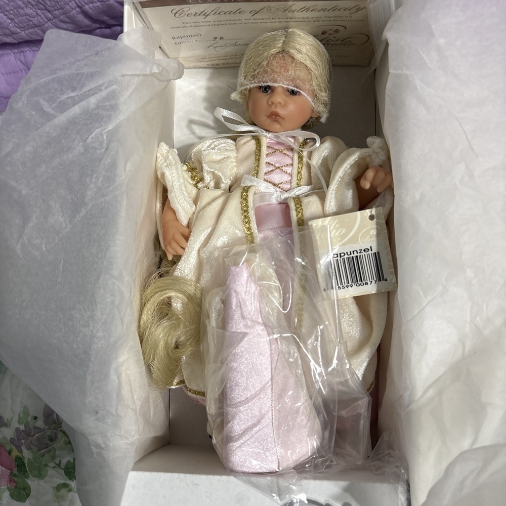 Lee Middleton Classic Miniatures "Rapunzel" 9 inch Doll, Edition #92 COA NRFB
